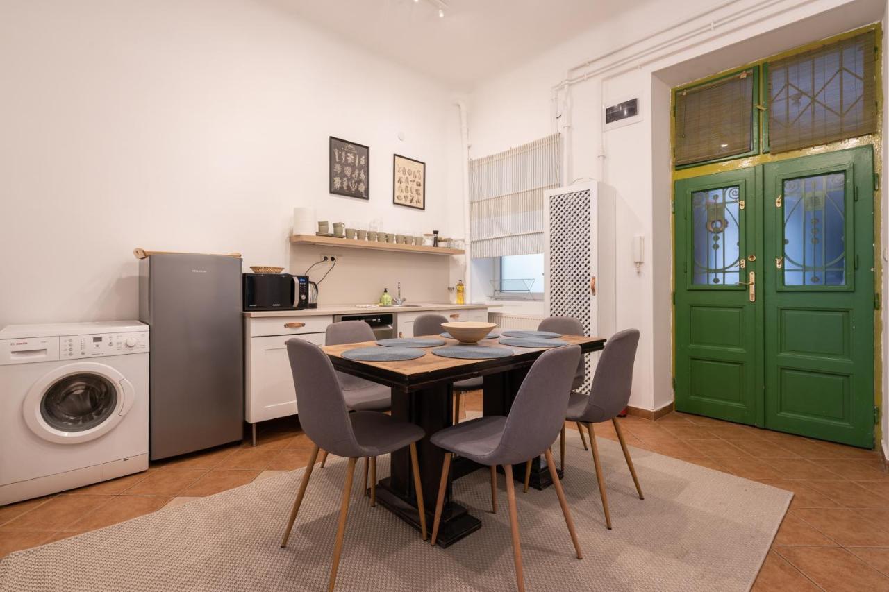 Gellert Mountain Apartment Будапеща Екстериор снимка